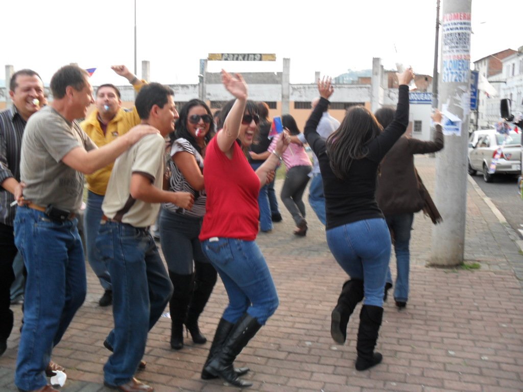 chiva-de-quito-la-mejor-diversión-en-quito